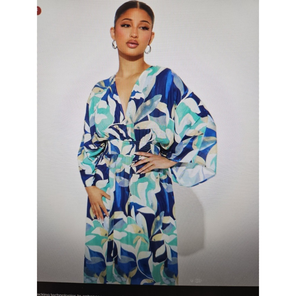 NWT Fashion Nova V-Neck Kimono Sleeves Smocked Waist Chiffon Maxi Dress, Plus 3X - Picture 2 of 12